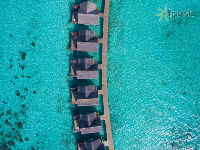 Фото отеля Furaveri Island Resort & Spa 5* Раа Атолл Мальдивы пляж