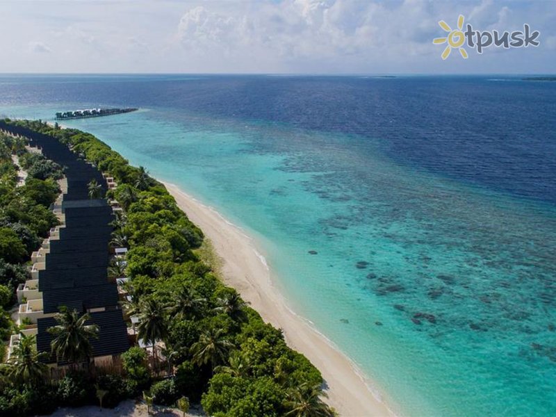 Фото отеля Furaveri Island Resort & Spa 5* Раа Атолл Мальдивы пляж