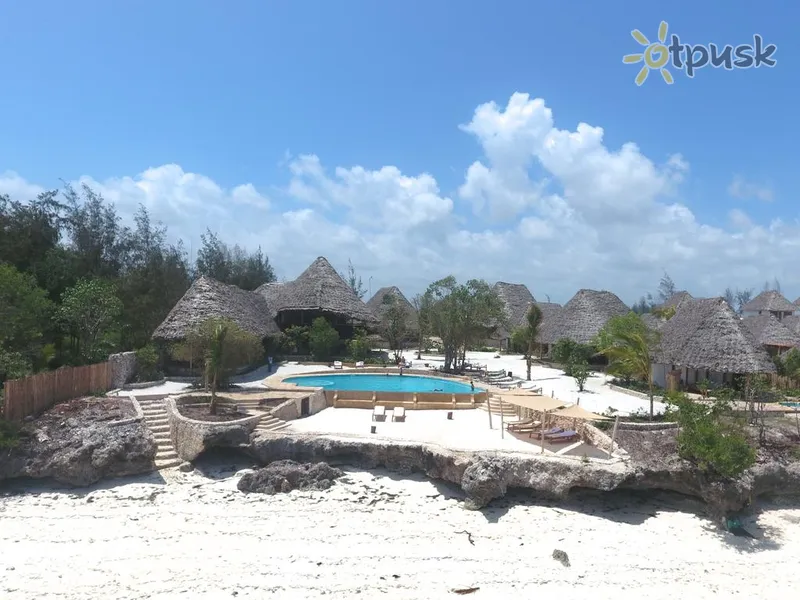Фото отеля Marafiki Bungalows Zanzibar 3* Kiwengwa Tanzanija išorė ir baseinai