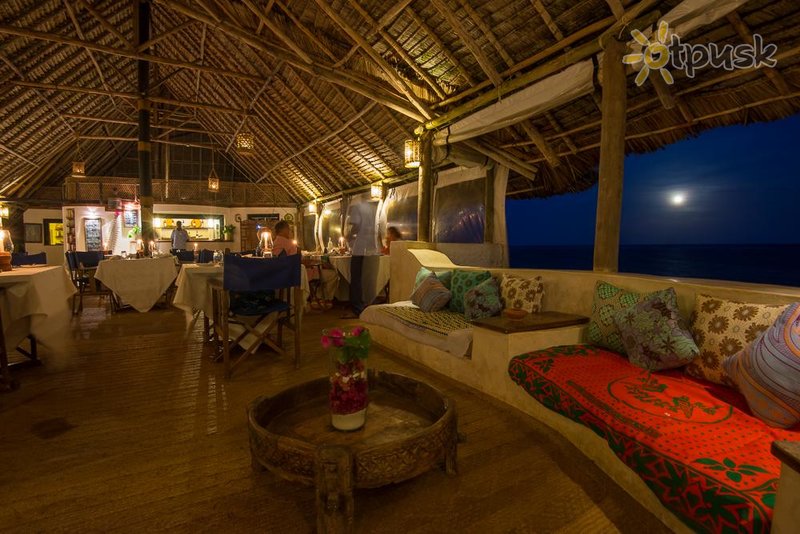 Фото отеля Matemwe Beach House 5* Матемве Танзания бары и рестораны
