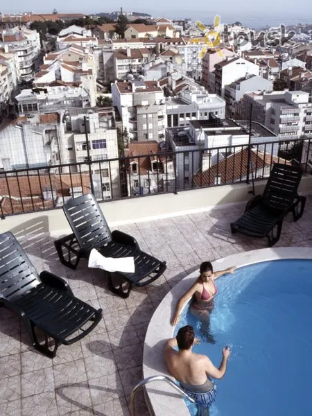 Фото отеля VIP Executive Marques Aparthotel 4* Lisabona Portugalija išorė ir baseinai