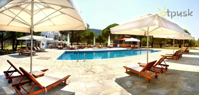 Фото отеля Alexandros Hotel Apartments 3* Халкидики – Ситония Греция экстерьер и бассейны