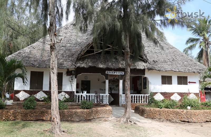 Фото отеля The Nungwi Inn Hotel 2* Нунгви Танзания экстерьер и бассейны