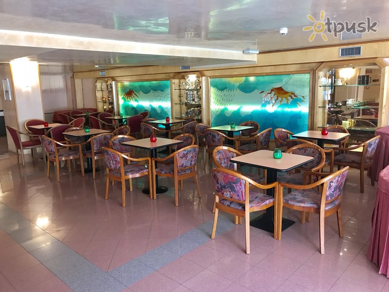 Фото отеля Due Mari Hotel 4* Римини Италия бары и рестораны