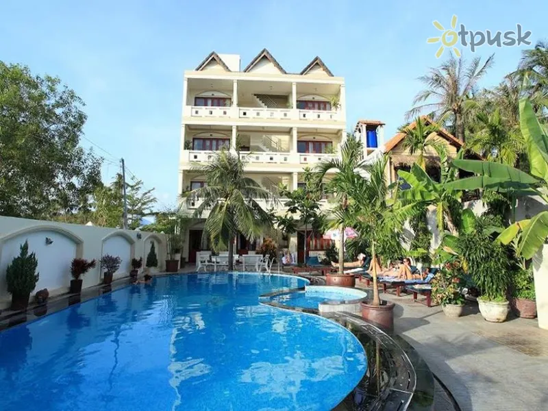 Фото отеля Hai Yen Family Hotel 2* Фантьет Вьетнам экстерьер и бассейны