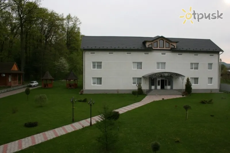 Фото отеля Синевир 2* Косов Украина - Карпаты экстерьер и бассейны