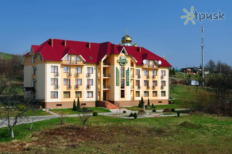 Фото отеля Червона гора 3* Мукачево Украина - Карпаты экстерьер и бассейны