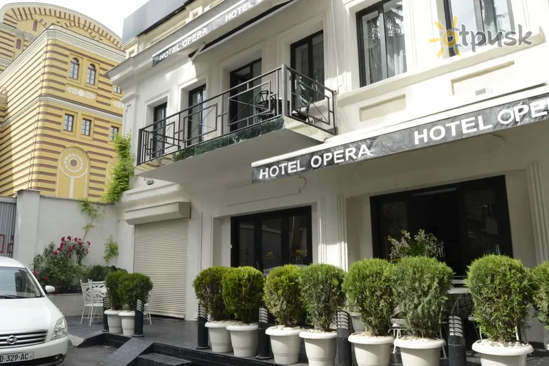 Фото отеля Opera Hotel 3* Тбілісі Грузія екстер'єр та басейни