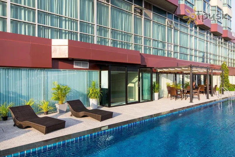 Фото отеля Grand Inn Come Hotel 4* Бангкок Таиланд экстерьер и бассейны