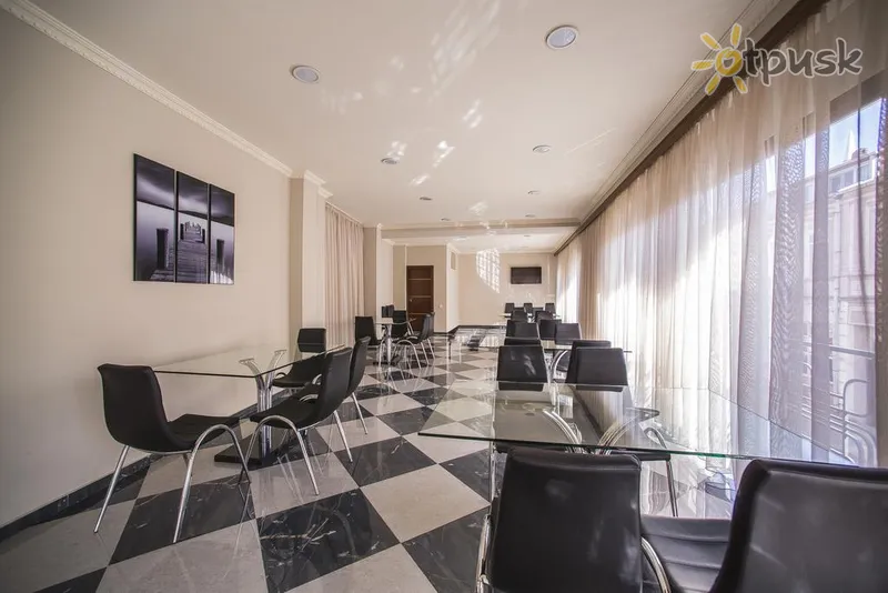 Фото отеля Royal Venezia Hotel 3* Batumis Gruzija barai ir restoranai