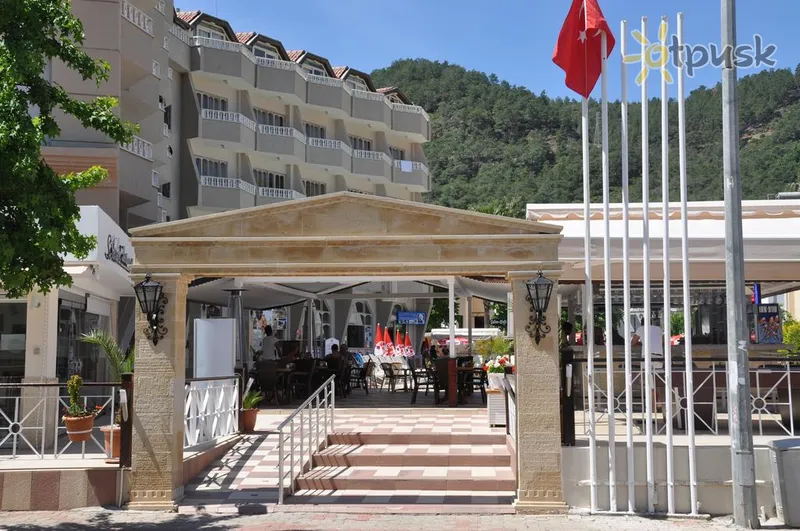 Фото отеля Club Selen Hotel Icmeler 3* Marmaris Turkija išorė ir baseinai