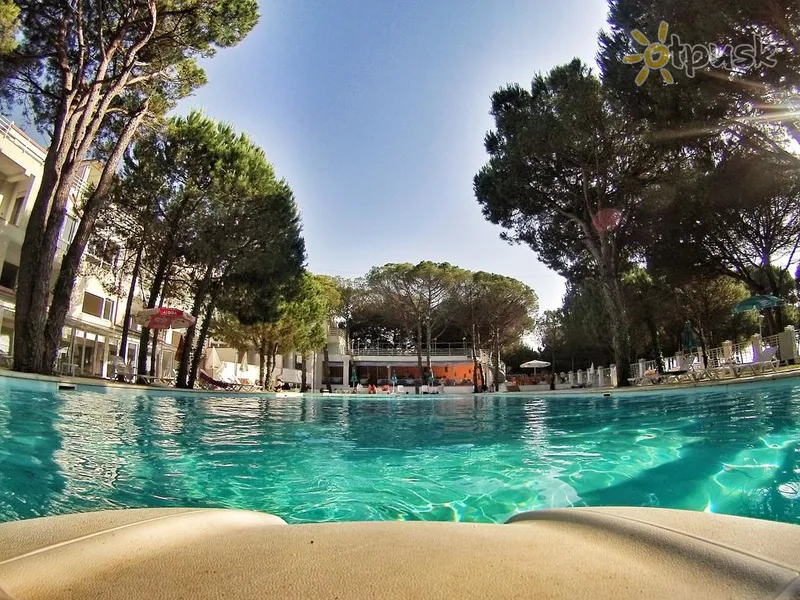 Фото отеля Marea Resort 4* Duresas Albanija išorė ir baseinai