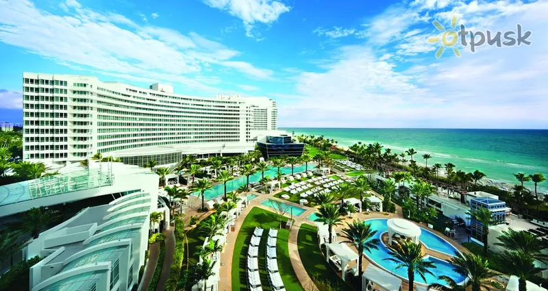 Фото отеля Fontainebleau Miami Beach 5* Майами США экстерьер и бассейны