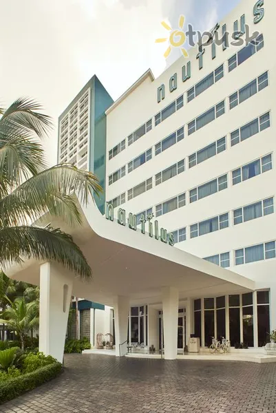 Фото отеля Nautilus a Sixty Hotel 5* Майами США экстерьер и бассейны