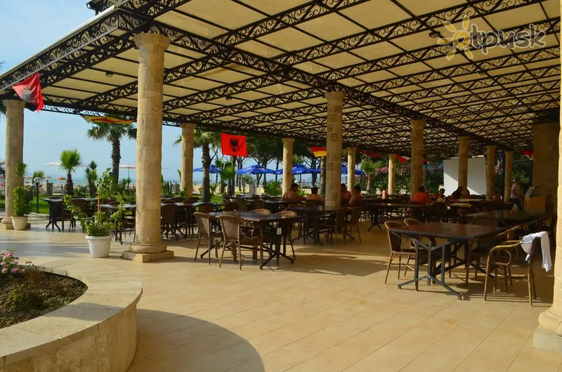 Фото отеля Royal Park Hotel 3* Duresas Albanija barai ir restoranai