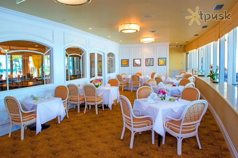 Фото отеля Sea View Hotel 3* Майами США бары и рестораны