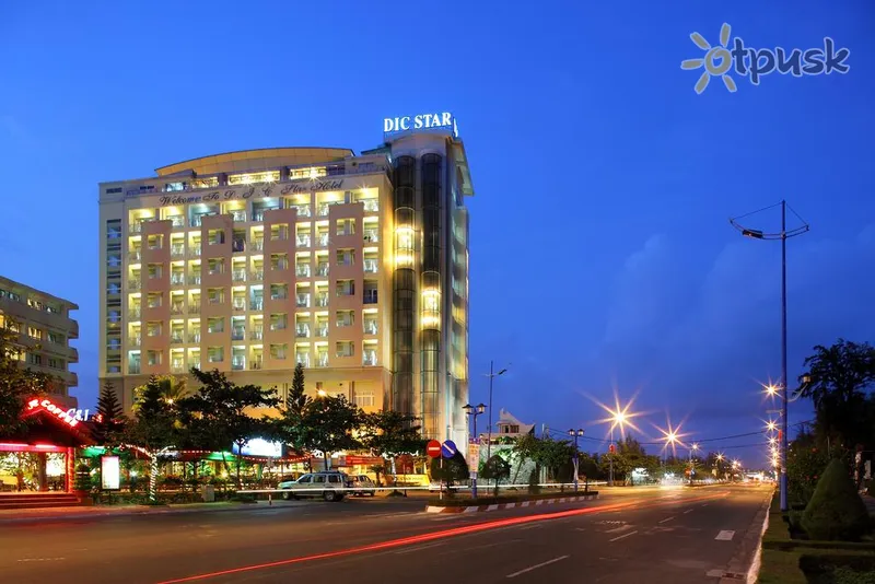 Фото отеля DIC Star Hotel 4* Вунгтау Вьетнам экстерьер и бассейны