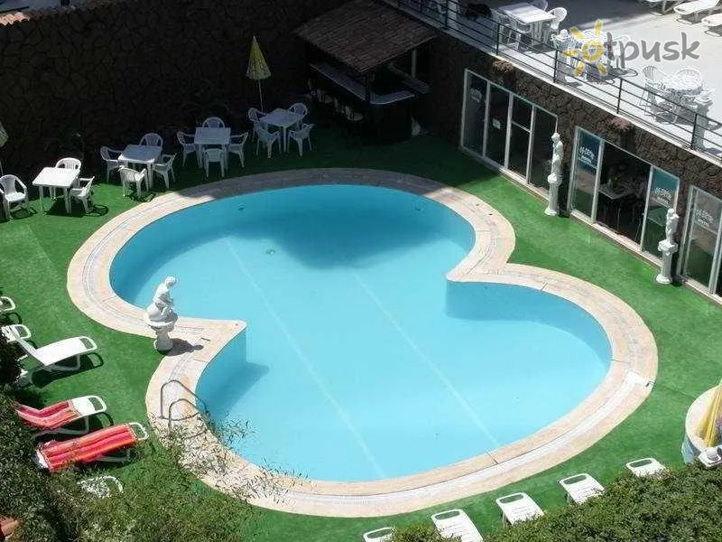 Фото отеля Og-Erim Hotel 2* Кушадаси Туреччина екстер'єр та басейни