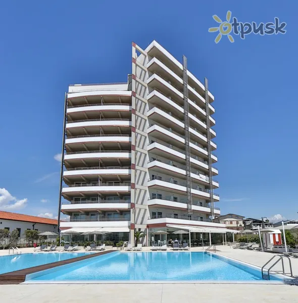 Фото отеля Adriatic Palace Hotel 4* Лідо Ді Езоло Італія екстер'єр та басейни