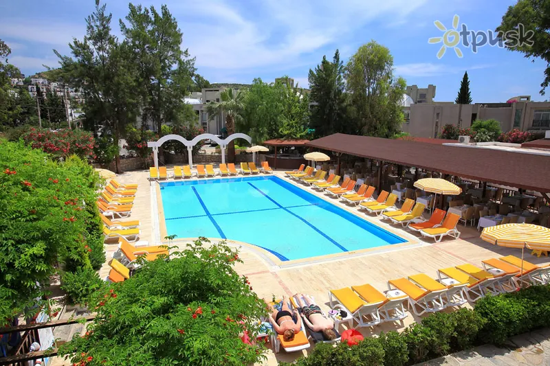 Фото отеля Natur Garden Hotel 3* Bodrumas Turkija išorė ir baseinai