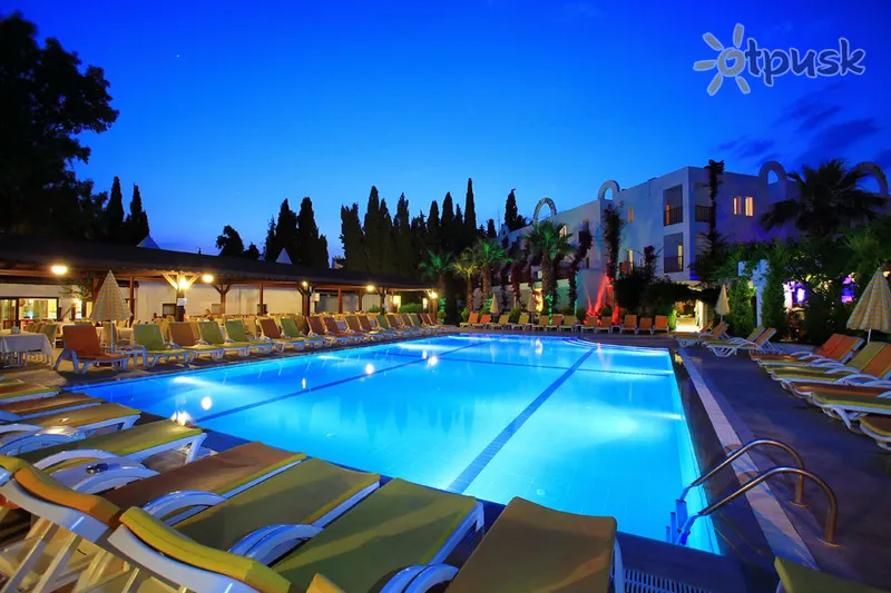 Фото отеля Natur Garden Hotel 3* Бодрум Туреччина екстер'єр та басейни
