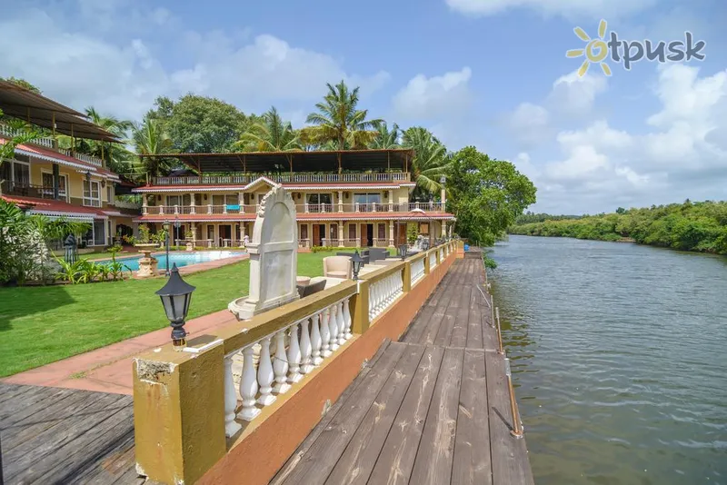Фото отеля Stone Wood Riverfront Resort 3* Северный Гоа Индия экстерьер и бассейны