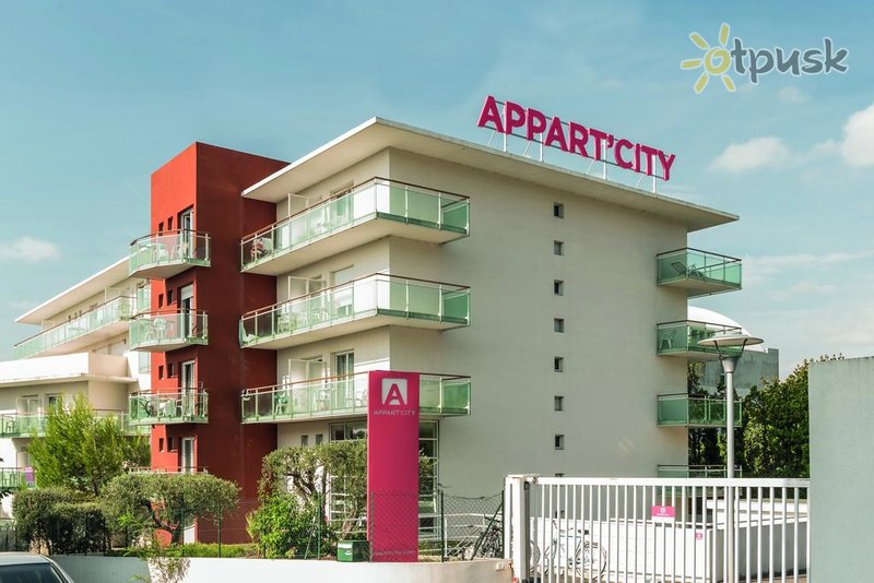 Фото отеля Appart’City Antibes 3* Антиб Франция экстерьер и бассейны