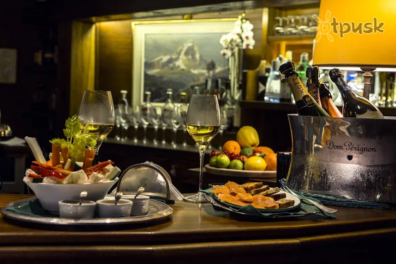 Фото отеля Hermitage Relais & Chateaux Hotel 5* Cervinia Italija barai ir restoranai