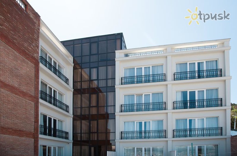 Фото отеля The Terrace Boutique Hotel 4* Тбилиси Грузия экстерьер и бассейны