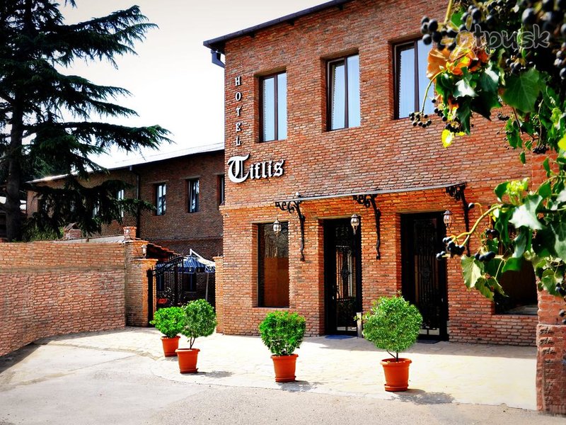 Фото отеля Tiflis Hotel 3* Тбилиси Грузия экстерьер и бассейны