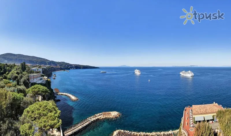 Фото отеля Mediterraneo Sorrento 4* Сорренто Италия экстерьер и бассейны
