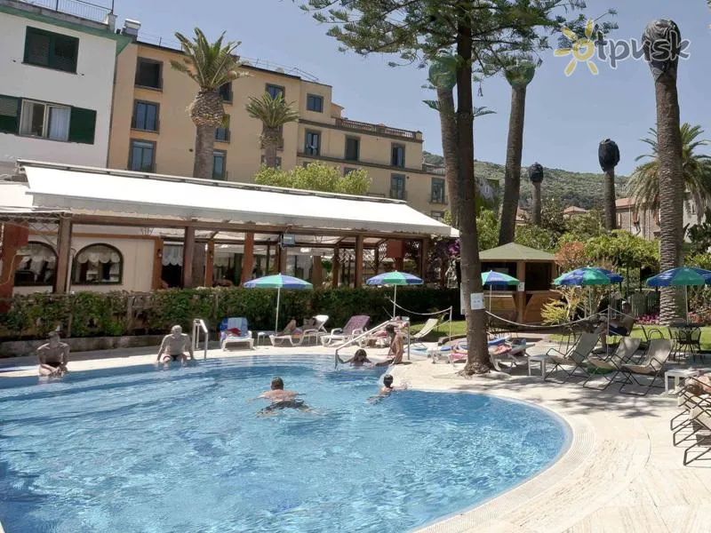 Фото отеля Eden Hotel 3* Sorento Itālija ārpuse un baseini