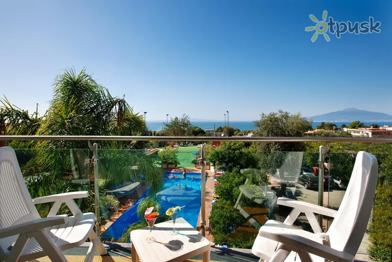 Фото отеля Comfort Gardenia Sorrento Coast  Hotel 3* Сорренто Италия экстерьер и бассейны