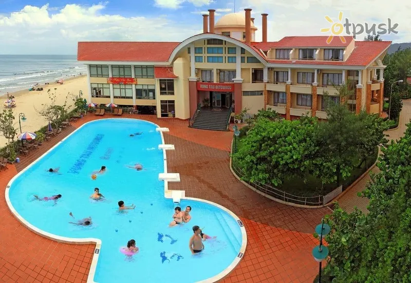 Фото отеля Vung Tau Intourco Resort 4* Vung Tau Vjetnama ārpuse un baseini