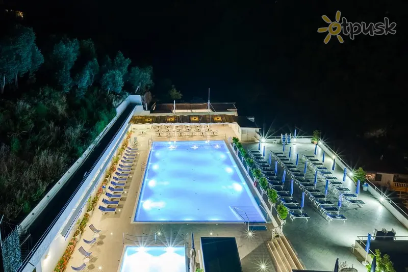 Фото отеля Best Western La Solara Hotel 4* Сорренто Италия экстерьер и бассейны