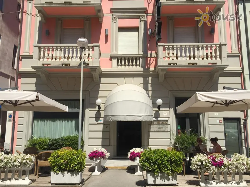 Фото отеля Katy Hotel 3* Виареджио Италия экстерьер и бассейны