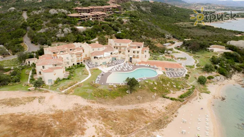 Фото отеля CalaCuncheddi Hotel 4* о. Сардинія Італія екстер'єр та басейни