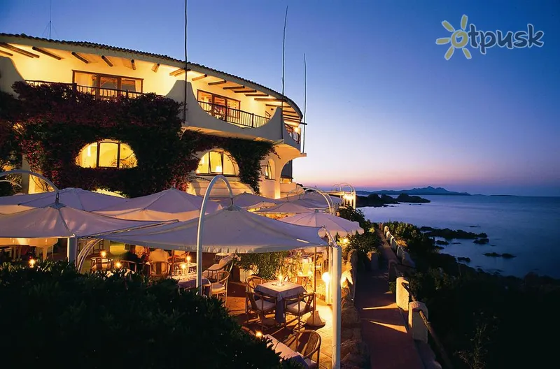 Фото отеля Club Hotel Baja Sardinia 4* о. Сардиния Италия экстерьер и бассейны