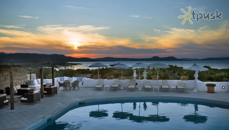 Фото отеля Grand Relais Dei Nuraghi 5* о. Сардинія Італія екстер'єр та басейни