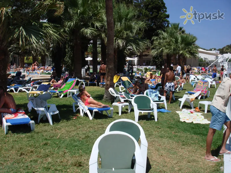 Фото отеля Corniche Palace 3* Tunisas Tunisas išorė ir baseinai