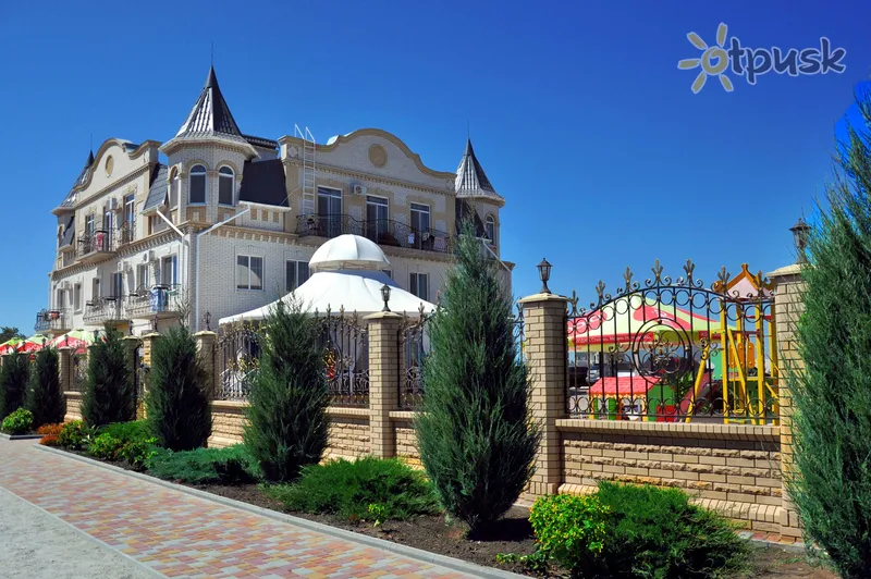 Фото отеля Афина 3* Бердянск Украина экстерьер и бассейны