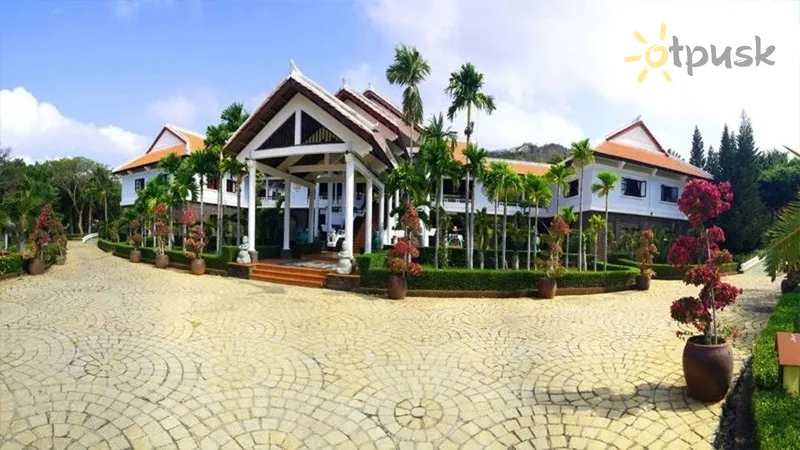 Фото отеля Long Hai Beach Resort 4* Вунгтау Вьетнам экстерьер и бассейны