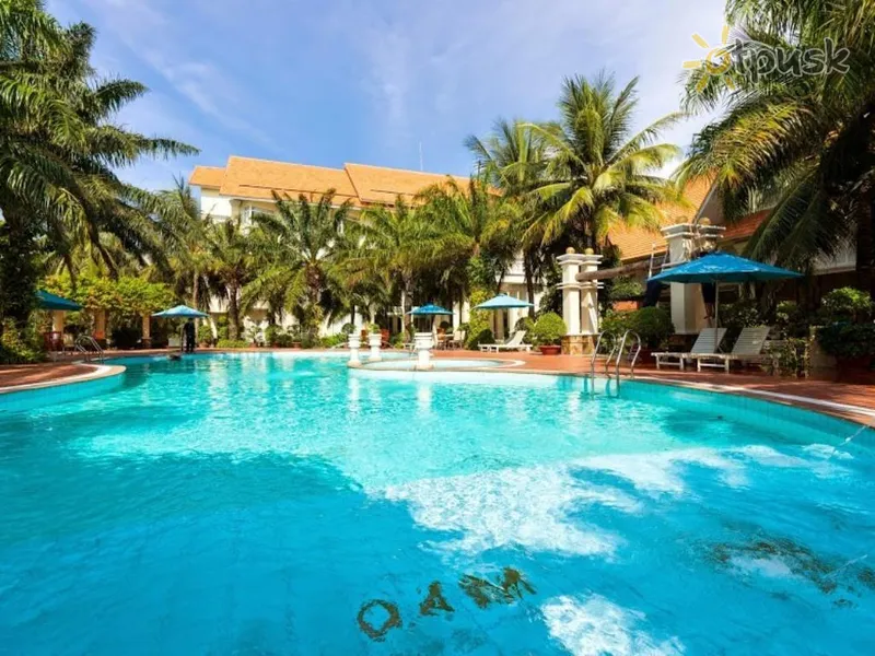 Фото отеля Saigon Con Dao Resort 3* о. Кон Дао Вьетнам экстерьер и бассейны