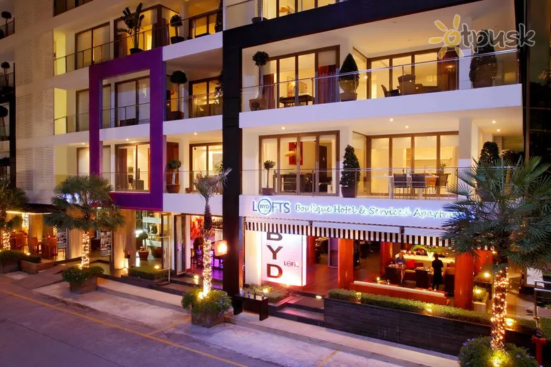 Фото отеля BYD Lofts Boutique Hotel & Serviced Apartments 4* о. Пхукет Таиланд экстерьер и бассейны