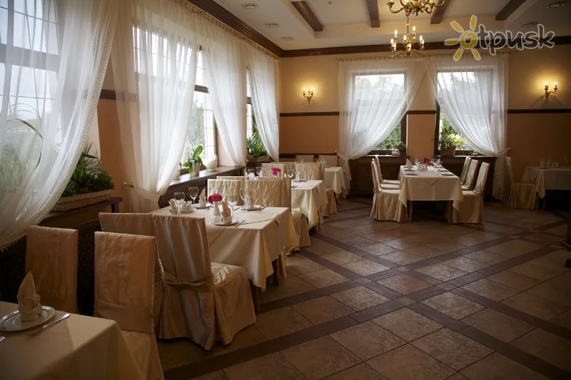 Фото отеля Золото Карпат 3* Стрий Україна бари та ресторани
