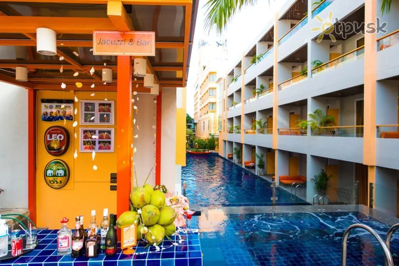 Фото отеля FuramaXclusive Sandara Hua Hin на Cha-am Beach 4* Ча-Ам & Хуа Хін Таїланд екстер'єр та басейни