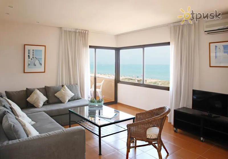 Фото отеля Apartaments Beach & Golf Resort 3* Kosta Brava Ispanija kambariai