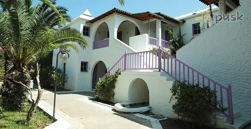 Фото отеля Merit Cyprus Gardens Holiday Village & Casino 4* Famagusta Kipra ārpuse un baseini