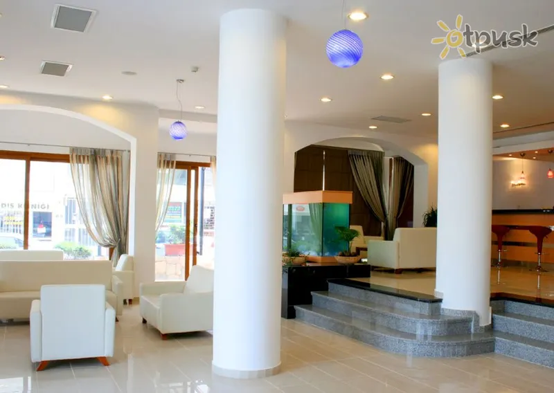 Фото отеля Dorana Hotel 3* Кірінія Кіпр лобі та інтер'єр