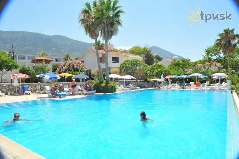 Фото отеля La Hotel & Resort 4* Кириния Кипр экстерьер и бассейны